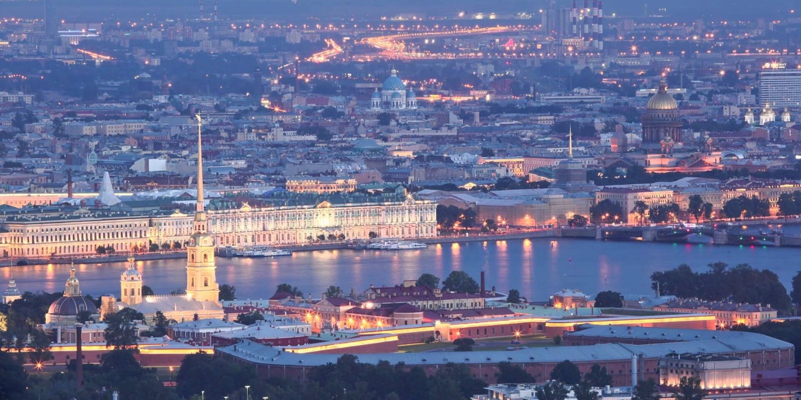 Время спб. Санкт-Петербург обзор города. Санкт-Петербург обои панорама. Путешествие по Санкт Петербургу видео. Time lapse Санкт Петербург.